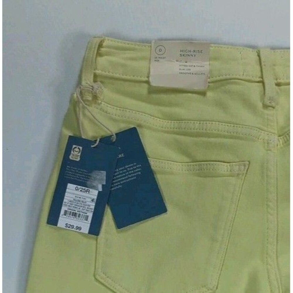NWT Universal Thread High Rise Skinny Jeans Yellow Denim Slimming Pants 00 25R - Picture 10 of 10